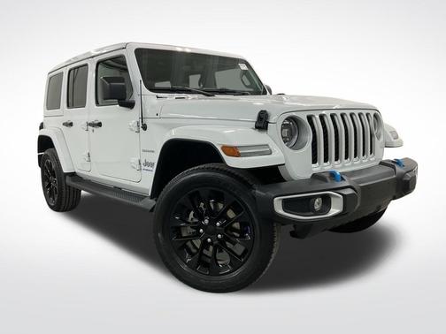 Bright White Clearcoat 2023 Jeep Wrangler 4xe Sahara