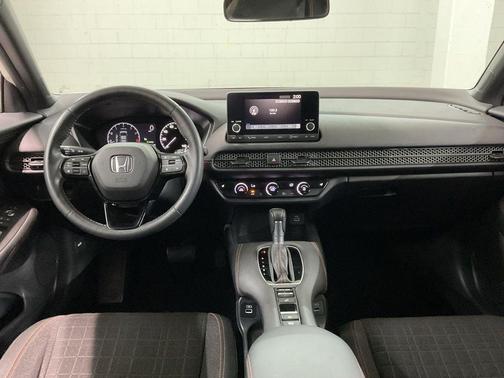 Platinum White Pearl 2023 Honda HR-V AWD Sport
