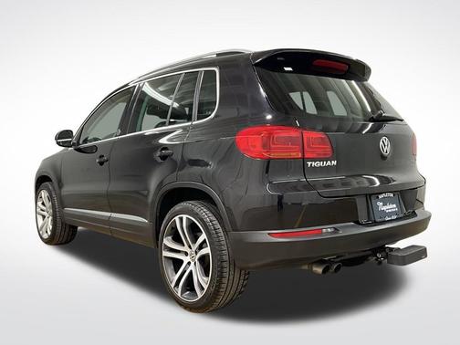 2017 Volkswagen Tiguan 2.0T Wolfsburg Edition