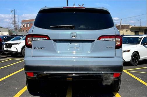 2022 Honda Pilot 2WD Sport