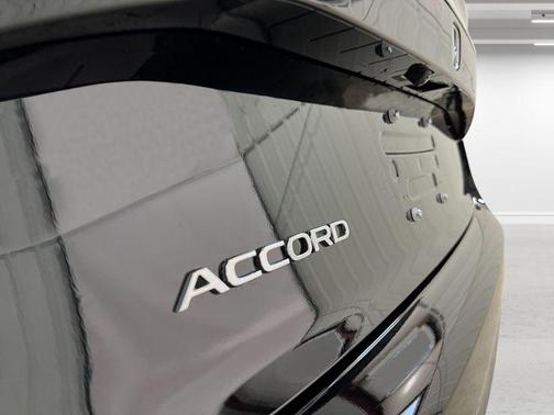 2025 Honda Accord LX 1.5T
