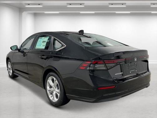 2025 Honda Accord LX 1.5T