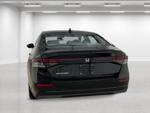 2025 Honda Accord LX 1.5T