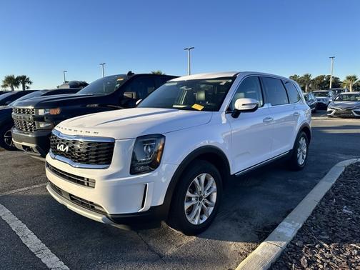2022 Kia Telluride LX
