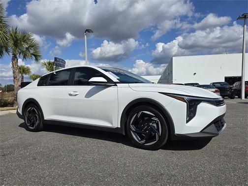 2025 Kia K4 EX