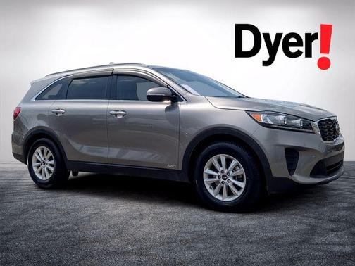 Titanium Silver 2019 Kia Sorento LX