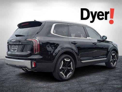 Ebony Black 2024 Kia Telluride EX