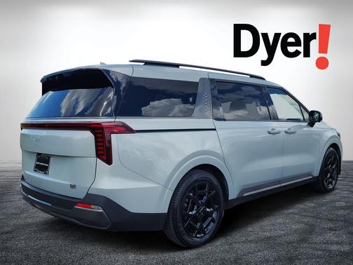 Ivory 2025 Kia Carnival SX Prestige