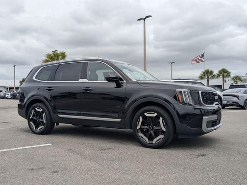 Ebony Black 2024 Kia Telluride EX