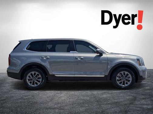 Silver 2025 Kia Telluride LX