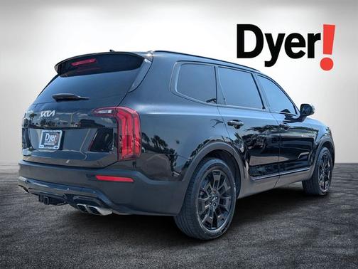 Ebony Black 2022 Kia Telluride EX