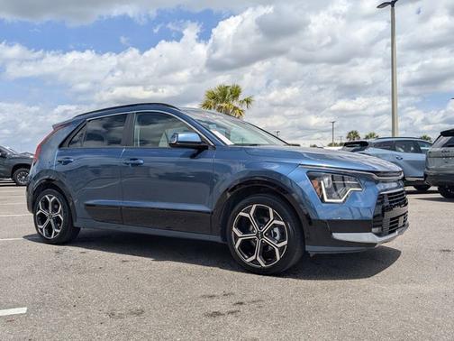 Mineral Blue 2023 Kia Niro EX Touring