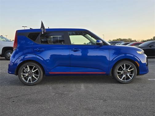 2022 Kia Soul GT-Line