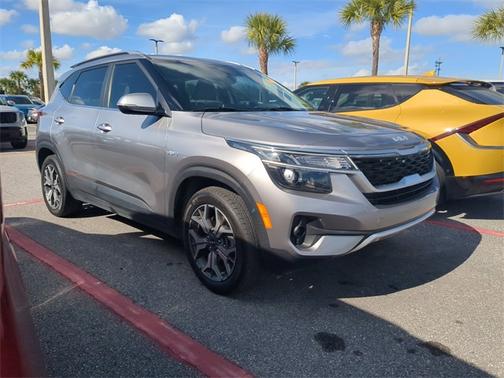 2022 Kia Seltos EX
