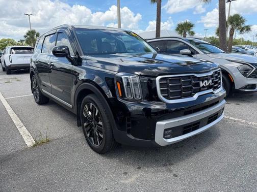 Ebony Black 2024 Kia Telluride SX
