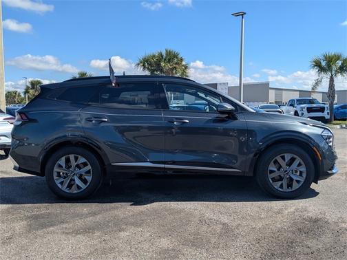 2024 Kia Sportage SX