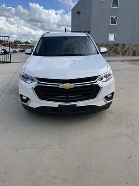 White 2020 Chevrolet Traverse LT Cloth