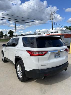 White 2020 Chevrolet Traverse LT Cloth