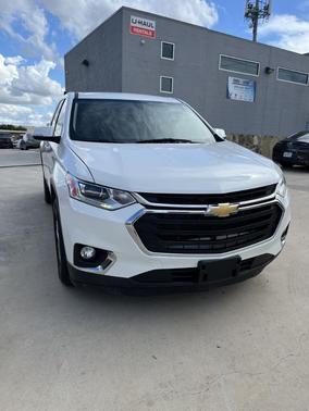 White 2020 Chevrolet Traverse LT Cloth