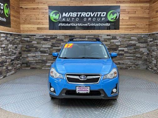 Hyper Blue 2017 Subaru Crosstrek 2.0i Premium