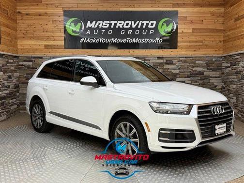 Glacier White Metallic 2019 Audi Q7 55 SE Premium