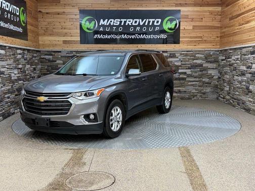 Satin Steel Metallic 2021 Chevrolet Traverse LT Cloth