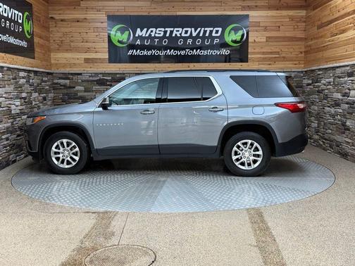 Satin Steel Metallic 2021 Chevrolet Traverse LT Cloth
