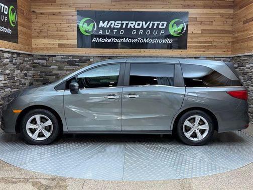 White 2018 Honda Odyssey EX-L