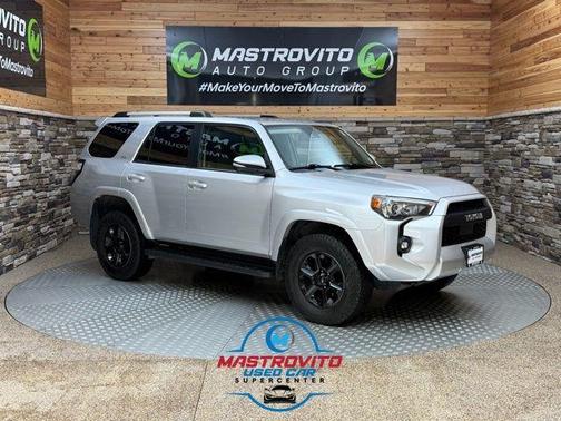 Classic Silver Metallic 2022 Toyota 4Runner SR5 Premium