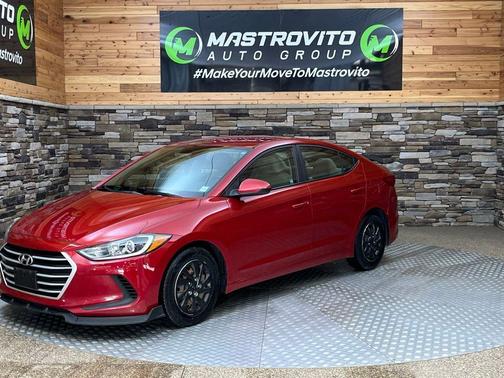 Scarlet Red 2018 Hyundai ELANTRA SE