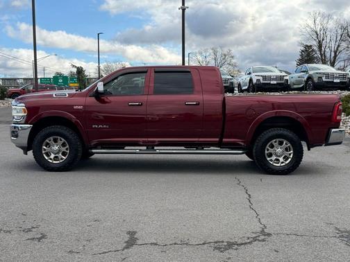 Delmonico Red Pearlcoat 2019 RAM 3500 Laramie