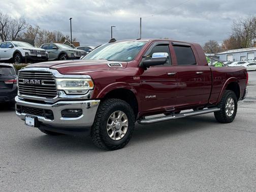 Delmonico Red Pearlcoat 2019 RAM 3500 Laramie
