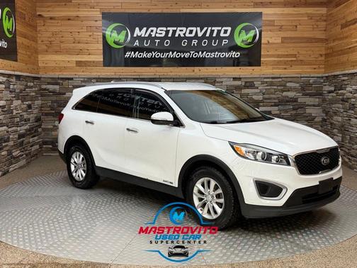 Snow White Pearl 2016 Kia Sorento LX