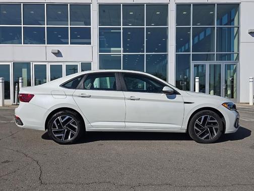 2023 Volkswagen Jetta 1.5T SEL