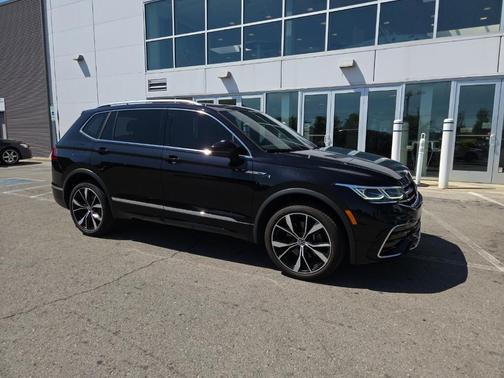 2023 Volkswagen Tiguan 2.0T SEL R-Line