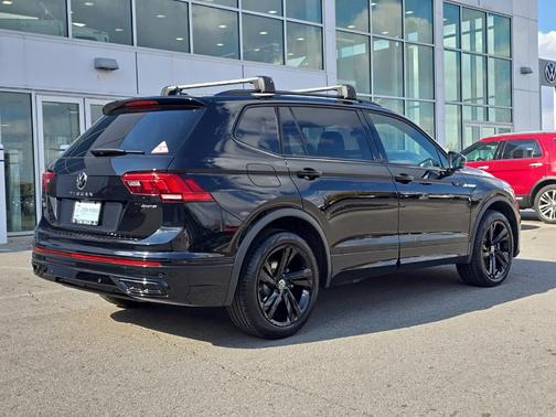 2024 Volkswagen Tiguan 2.0T SE R-Line Black