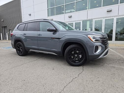 2025 Volkswagen Atlas 2.0T Peak Edition