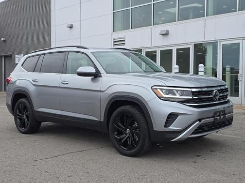 2023 Volkswagen Atlas 3.6 SE w/ Technology