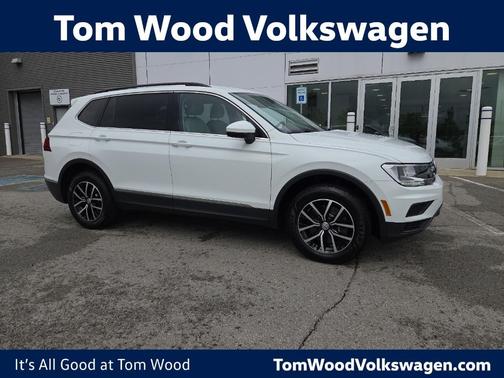 Pure White 2021 Volkswagen Tiguan 2.0T SE