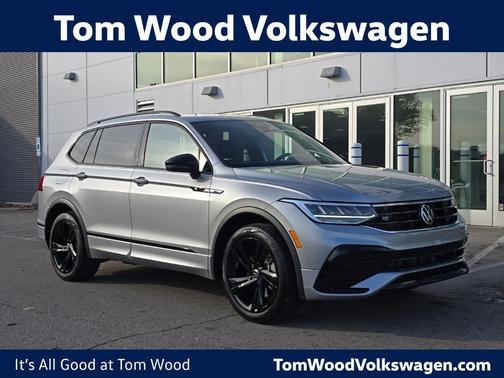 2023 Volkswagen Tiguan 2.0T SE R-Line Black