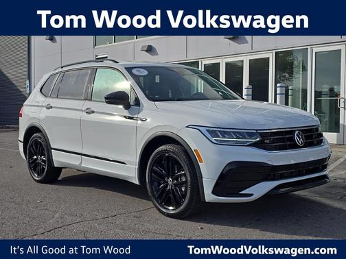 2022 Volkswagen Tiguan 2.0T SE R-Line Black