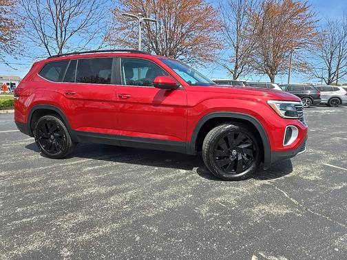 2024 Volkswagen Atlas 2.0T SE