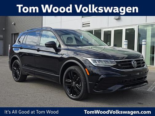 2022 Volkswagen Tiguan 2.0T SE R-Line Black