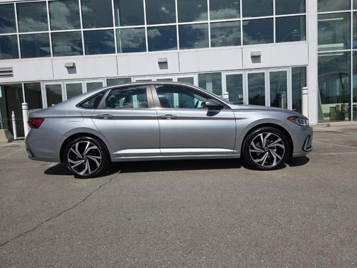 Pyrite Silver Metallic 2025 Volkswagen Jetta 1.5T SEL