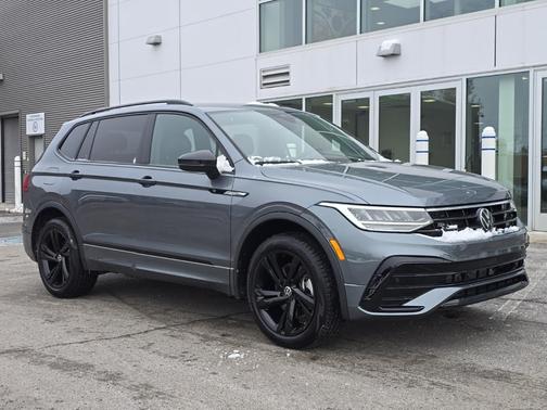 2024 Volkswagen Tiguan 2.0T SE R-Line Black