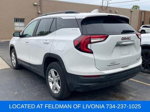 2022 GMC Terrain SLE