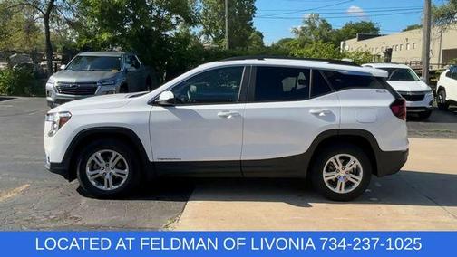 2022 GMC Terrain SLE