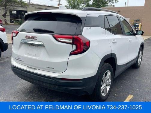 2022 GMC Terrain SLE