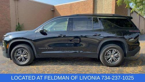 2024 Chevrolet Traverse LT