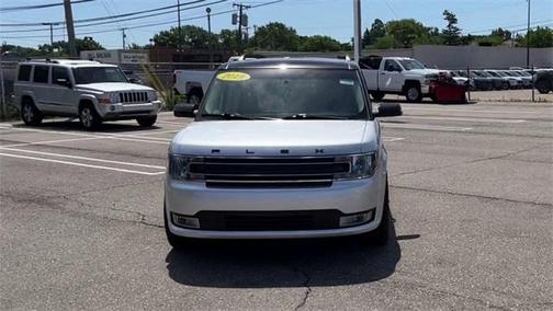 Photo 3 of 35 of 2019 Ford Flex SEL